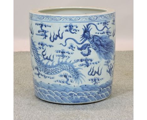 A large modern Chinese blue and white porcelain planter, 51cm diameter