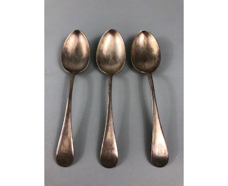 Silver hallmarked Victorian spoons for Sheffield 1898 by maker James Deakin & Sons (John & William F Deakin) approx 151g