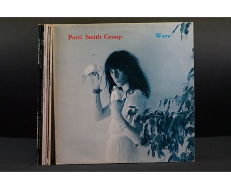 Vinyl - Punk / New Wave - 8 USA Female vocalists UK / EU pressing albums, to include: Patti Smith - Wave (UK 1at Pressing, VG