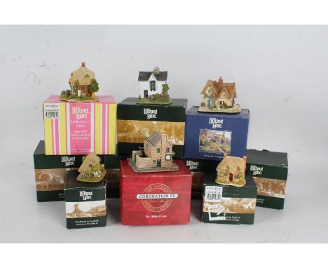 Collection of Lilliput Lane, to include 'Swiss Cottage, Gate Keeper's Lodge, Say it with Flowers, Greyfriars Bobby, Badger Ba