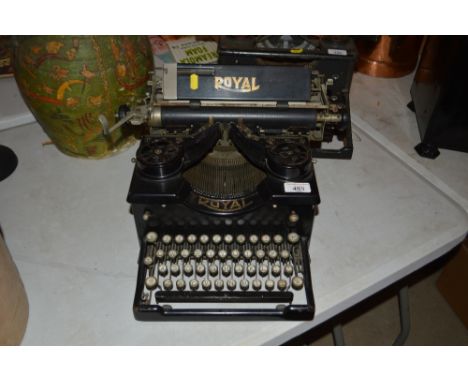 A Royal vintage typewriter 