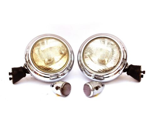 Headlights and sidelights for a Flat Rad Morgan motor car