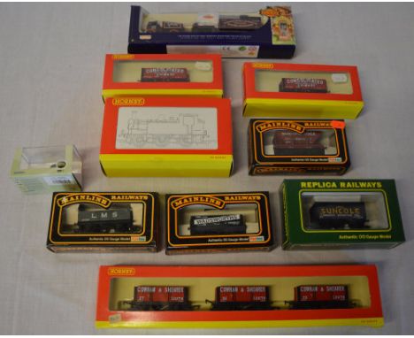 Various boxed model railway including Hornby & Mainline