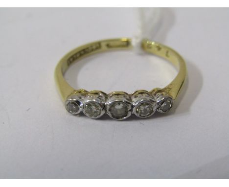 18ct YELLOW GOLD 5 STONE DIAMOND RING, size O 