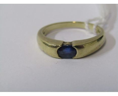 9ct YELLOW GOLD SAPPHIRE SOLITAIRE RING, principal oval cut sapphire approx. 0.5ct in 9ct yellow gold setting, size O 