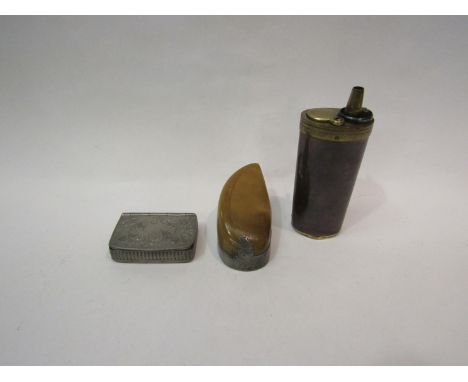 A "Sykes" powder flask, antique horn snuff box and "Sharrow" snuff box