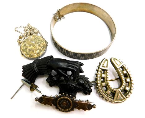 Various silver and other jewellery, to include a Victorian silver bar brooch, with applied silver decoration, a silver locket