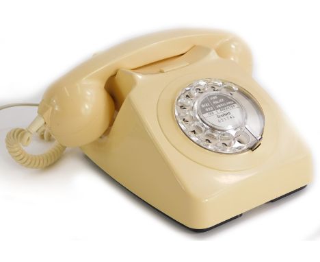 A 1980s vintage GPO756 ivory telephone.