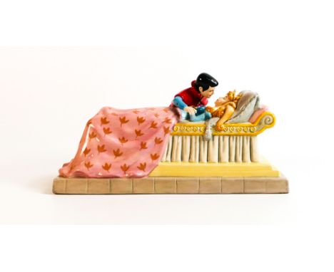 Royal Doulton Disney Showcase Collection figure Sleeping Beauty Loves First Kiss SB7 Limited edition 