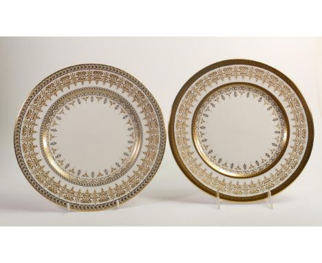 De Lamerie Fine Bone China, heavily gilded Dinner Plates , specially made high end quality item, Made in England, diameter 27