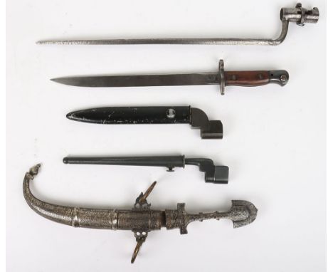 Mixed British and Other Bayonets: No 9 bayonet with scabbard, No 4 spike bayonet with scabbard, socket bayonet, Indian MKII b
