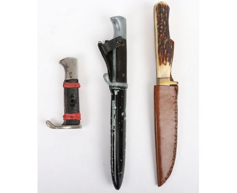 Sheath Knife: Period Bowie blade knife with stag horn grips in leather sheath, overall length 27 cms, WW2 German HJ knife in 