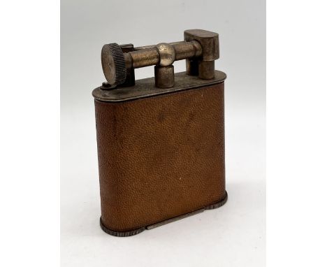 A vintage oversized Dunhill style table lighter