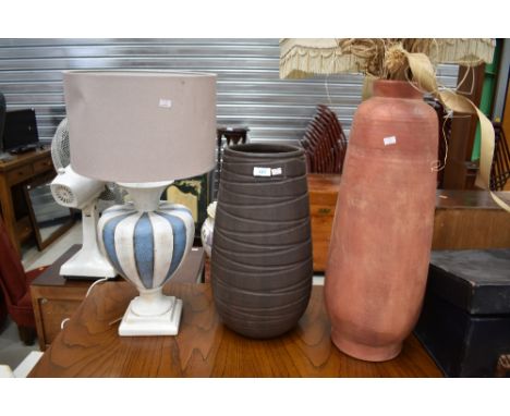 Two modern vases, and a similar lamp