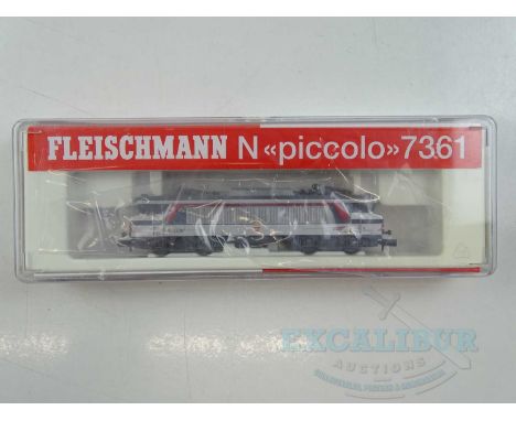 A FLEISCHMANN N gauge 7361 French outline BB22300 electric locomotive in SNCF Ep.5 livery - VG/E in VG box