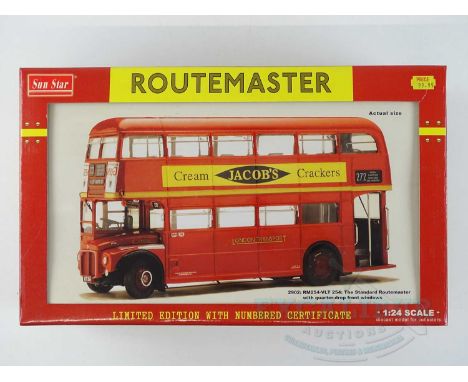 A SUNSTAR 1:24 scale 2902 Routemaster bus 'RM254 - VLT 254: The Standard Routemaster with quarter-drop front windows', as new