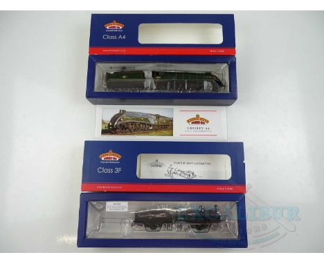 A pair of BACHMANN OO gauge steam locos comprising a Class 3F in BR black and a Class A4 'Bittern' in BR green - VG in F/G bo