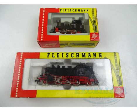 A pair of FLEISCHMANN HO gauge German Outline steam locos comprising 4000 and 4064 - G in F/G boxes (2)