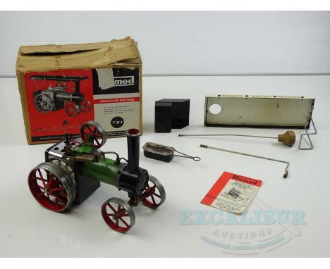 A MAMOD TE1 Traction Engine in original box, missing drive belt but otherwise appears complete - G in F box