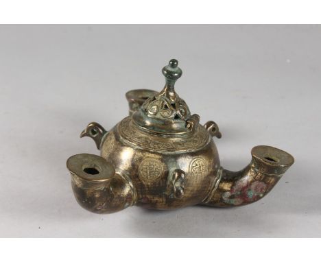A RARE AND UNUSUAL 12TH-13TH CENTURY PERSIAN SELJUK BRONZE TRIPLE SPOUTED OIL LAMP, with bird head terminals for hanging chai