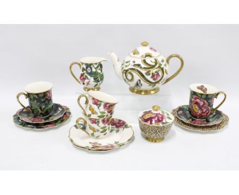 Spode Creatures of Curiosity table ware to include teapot, cream jug, sugar bowl two mugs, two teacups, two saucers and four 