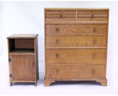 A HEATHLAND FURNITURE LIMED OAK CHEST OF TWO SHORT AND FOUR LONG DRAWERS raised on bracket feet, 85cm wide x 46cm deep x 107c