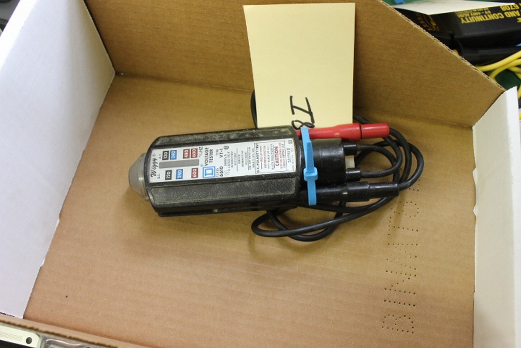 SQUARE D WIGGY VOLTAGE TESTER