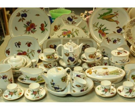 A Royal Worcester Evesham pattern dinner and tea and coffee service including lidded vegetable dish, hors d'oeuvre dish, othe