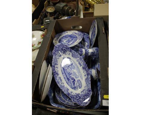 A TRAY OF SPODE ITALIAN DESIGN BLUE AND WHITE DINNERWARE ETC