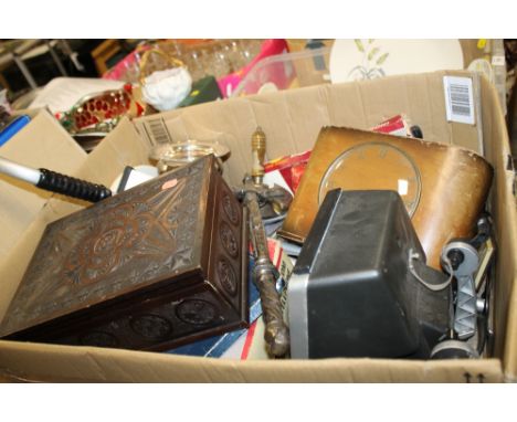 A LARGE BOX OF COLLECTABLES TO INCLUDE A CARVED WOODEN BOX, A REPRODUCTION AXE, METAL DETECTOR A/F ETC. 