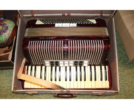 Cased Hohner Verdi IIIM Piano Accordion 