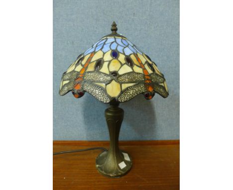 A Tiffany style table lamp 