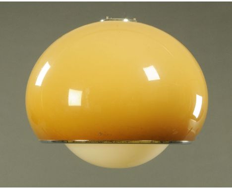 A Guzzini style vintage mushroom shaped ceiling light shade, with chromium plated mounts, +/- 49 cm wide, 33 cm high.