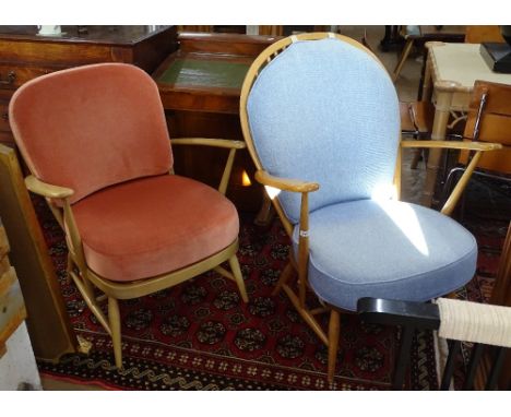 2 blonde Ercol stick-back arm chairs 