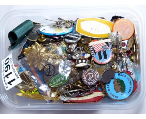 Box of mixed enamel badges 