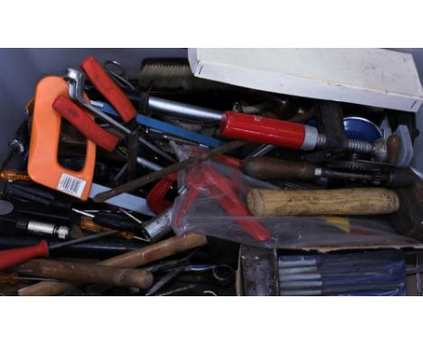 A SELECTION OF VARIOUS CARPENTRY TOOLS to include chisels, hammers, screw drivers, spanners, measuring gauge, clamp, saws etc