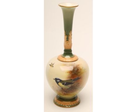 AN EDWARDIAN ROYAL WORCESTER CHINA BUD VASE, 1907, of typical form, painted by E. Barker with a blue tit perched upon a branc