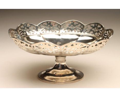 A SILVER PEDESTAL DISH, maker's mark script R&M , Sheffield 1924, the lobed oval bowl with stylised ribbon tied swag pierced 