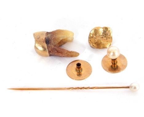 Mixed Lot: two 9c stamped dress studs, a cased yellow metal stick pin with a seed pearl finial, together with two pieces of d