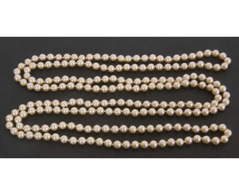 Cultured pearl necklace of opera length with uniform size 6mm cultured beads, 76cm long