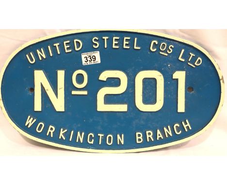 Large vintage cast metal United Steel wagon plate, L: 40 cm. P&amp;P Group 2 (£18+VAT for the first lot and £3+VAT for subseq