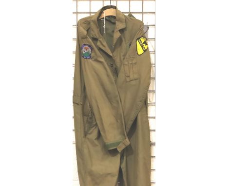 Vietnam War Era US Huey Helicopter Crew Flight Suit (Broken Zip). P&amp;P Group 2 (£18+VAT for the first lot and £3+VAT for s