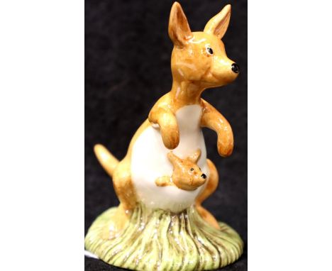 Royal Doulton Kanga and Roo figurine, H: 9 cm. P&amp;P Group 1 (£14+VAT for the first lot and £1+VAT for subsequent lots) 