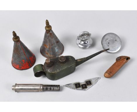A Collection of Various Vintage Motoring Ephemera to include Oil Cans, Tyre Pressure Gauge, Radiator Cap Etc 