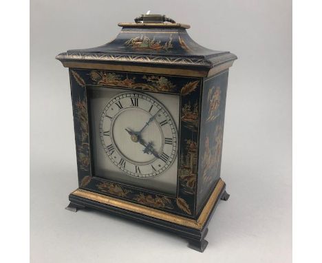 MANTEL CLOCK, decorated with Japanese scenes, 21cm high