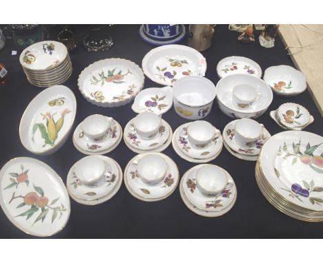 Quantity of Royal Worcester Evesham table ware (48). Not available for in-house P&amp;P, contact Paul O'Hea at Mailboxes on 0