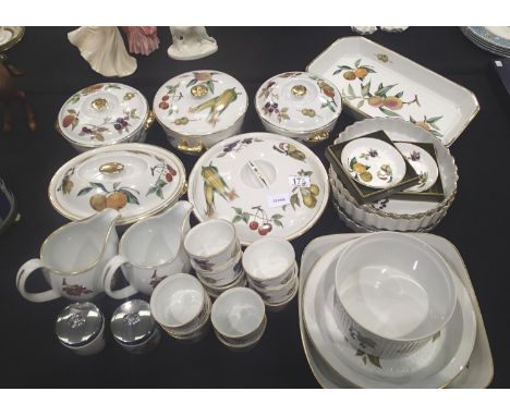 Thirty pieces of Royal Worcester Evesham dinnerware. Not available for in-house P&amp;P, contact Paul O'Hea at Mailboxes on 0