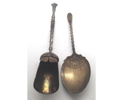 Hallmarked silver caddy spoon and a white metal sugar scoop, combined 30g. P&amp;P Group 1 (£14+VAT for the first lot and £1+