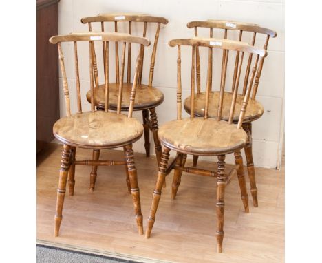 A set of four Windsor style comb-back chairs, (4)