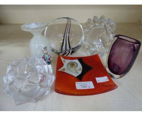 A collection of contemporary glass, comprising a French Vannes figure of a horse's head, stamped to underside, a Caithness sw